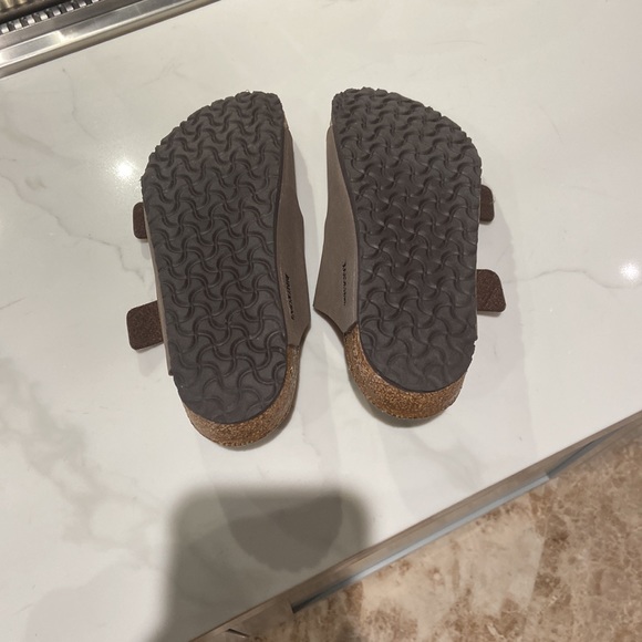 BirkenStock Sandals - Picture 5 of 5